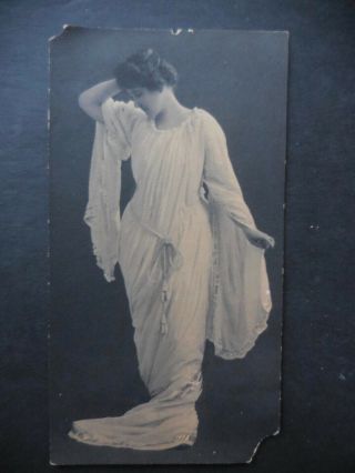 Sepia Photograph Of Actress Mae Busch,  1891 - 1946,  Circa 1915,  Laurel And Hardy