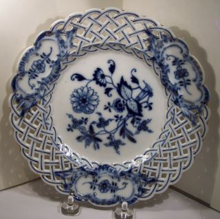 Fine Antique Meissen Porcelain Blue Onion Reticulated 8 " Salad Plate 1st Quality