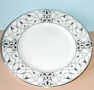 Vera Wang Wedgwood Imperial Scroll Accent Plate 9 " Platinum Trim