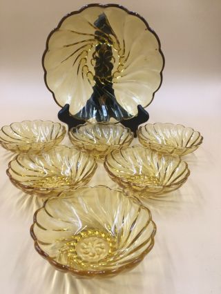 7 Piece Vintage Bowl Set Amber Glass Swirl Pattern Scalloped Edges - Guc