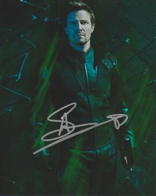 Stephen Amell Arrow Autographed Signed 8x10 Photo 2019 - 28