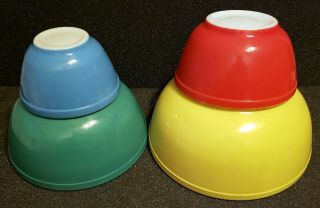 Vintage Pyrex Glass Primary Colors Mixing Bowls - Complete Set Of 4