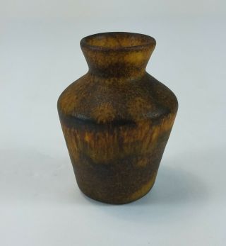 Maigon Daga Mini Ceramic Hand Crafted Vase