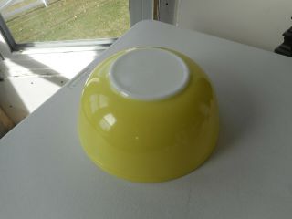 Vintage Yellow Pyrex 4 Qt Mixing Bowl 404 Large