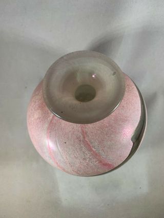 Vintage MDINA Art Glass Vase,  Iridescent Pink with silver/grey marbling 13cm tall 2