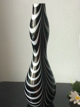 Large Vintage Murano Art Glass Bulb Shape Bud Vase Black & White Handblown Pot