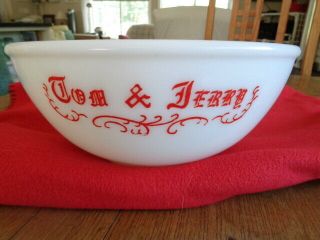 Large Vtg Mckee Red Tom And Jerry Milk Glass Punch Bowl