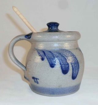 Rowe Pottery,  Wi Blue On Gray Salt Glazed Stoneware Honey Pot Wood Honey Dipper