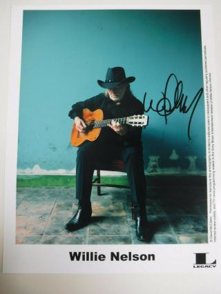 Willie Nelson Signed Photo & Signed R A R E Guitar Pick