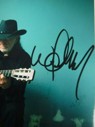 WILLIE NELSON SIGNED PHOTO & SIGNED R A R E GUITAR PICK 2
