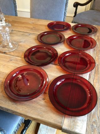 Vtg Arcoroc France 8 Royal Ruby Red 9 1/2” Dinner Plates Pattern Retired