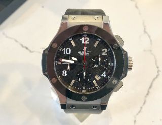 Hublot Big Bang Chronograph Carbon Dial 44mm - Bracelet And Rubber - Box/papers