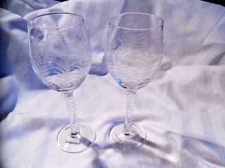 Tommy Bahama Glass Etched Palm White Wine 2 Pc Goblets