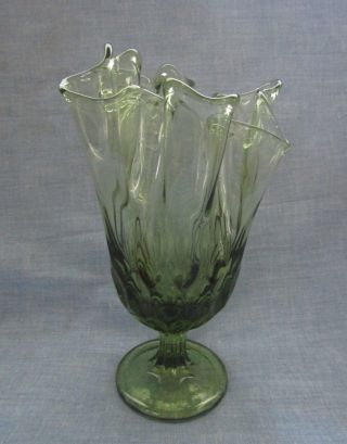 Fenton Art Glass Colonial Green Thumbprint Hankerchief Vase Pre Logo