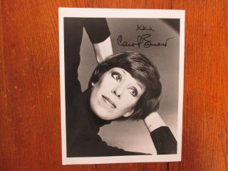 Carol Burnett (" The Carol Burnett Show ") Signed 8 X 10 Black & White Photo