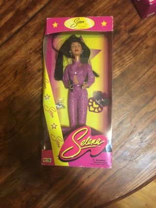 POP STAR Selena Quintanilla Doll The Limited Edition Selena Doll 1996 2