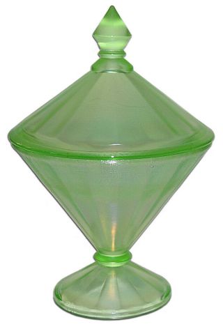 Fenton Florentine Green 735 - 1/2 Pound Stretch Glass Candy - Cone Shaped