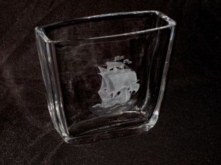 Large ORREFORS Crystal Engraved SAILING SHIP Art Glass Vase Mid - Century Modern 2
