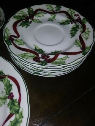 CHARTER CLUB WINTER GARLAND 4 LUNCHEON PLATES ONLY 3