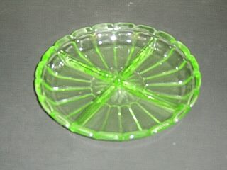 Green Uranium Depression Glass 4 Part Divided Relish Dish W/ Scalloped Rim