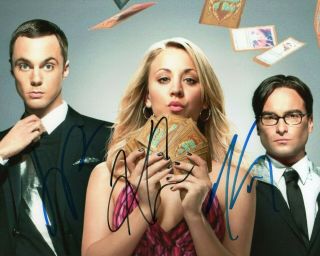 Autographed Johnny Galecki Kaley Cuoco & Jim Parsons Signed 8 X 10 Photo