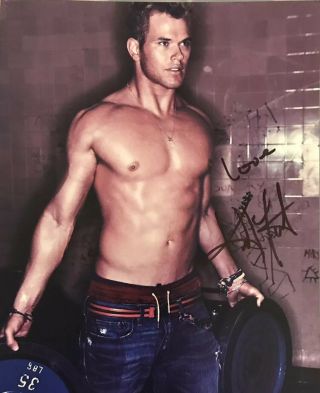 Kellan Lutz Signed Autographed Color 8x10 Shirtless Sexy