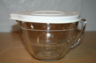 2 Quart Clear Glass Graduated Batter Bowl with Lid - Anchor Hocking 2