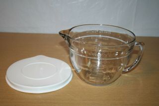 2 Quart Clear Glass Graduated Batter Bowl with Lid - Anchor Hocking 3