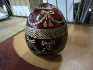 Vintage Red Egg Shaped Art Glass With Painted Gold Details Eu.
