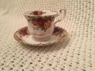 (4) Royal Albert Old Country Roses Bone China England 1962 Tea Cup And Saucer