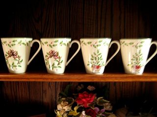 Lenox Holiday Christmas Coffee Tea Mugs Set Of 4 Holly Design