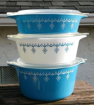3 Pc Vintage Blue Pyrex Snowflake Garland Casserole Set W/lids 471,  472,  473