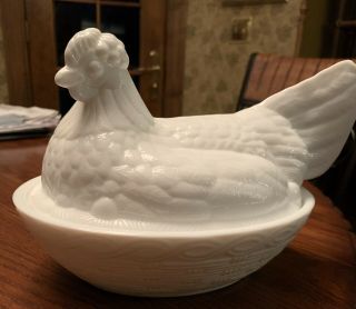 Vintage Chicken Hen On Nest Basket Milk Glass White Lidded Candy Dish 3
