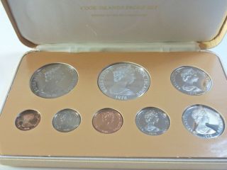 COOK ISLANDS - 1978 8 - coin PROOF set w silver case & Certificate 3