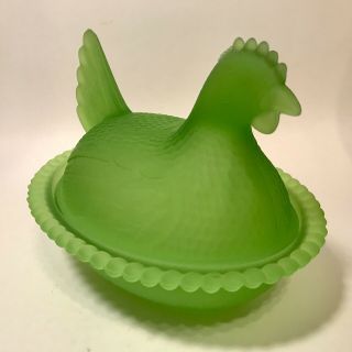 Frosted Lime Green Indiana Hen On Nest 3
