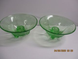 A Pair 2 Of Green Royal Lace Straight Sided Candle Holders