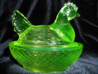 Green Vaseline Glass Hen Chicken On Nest Basket Candy Dish Rooster Chick Uranium