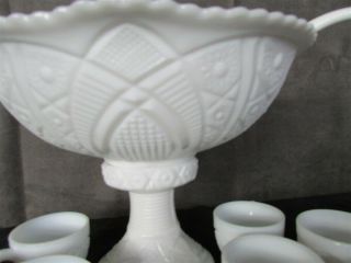 THATCHER MCKEE HOBSTAR CONCORD PATTERN MILK GLASS PUNCH BOWL W/ 18 CUPS E - 68 2