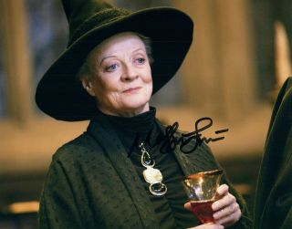 Maggie Smith Authentic Signed Autographed 8x10 Photograph Holo