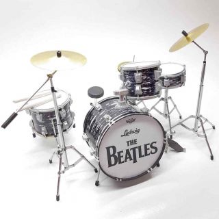 Rgm318 - 1 Ringo Starr The Beatles Miniature Drum Kit