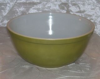 Vintage Pyrex Verde Nesting Mixing Bowl 403 - 2 1/2 Qt Avocado Green Usa Vguc