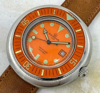 Vintage Aquadive 1000 Diver Wristwatch Bakelite Bezel 2
