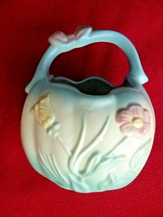 Vintage Hull Art Pottery Bow - Knot B.  25 Basket 6 1/2 " Blue Vase