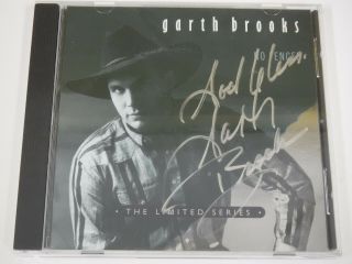 Garth Brooks Signed Cd " No Fences "