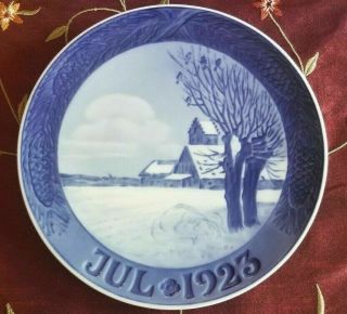 Antique 1923 Royal Copenhagen Jule Christmas Plate,  Numbered Lovely