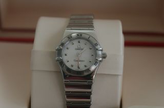Omega Constellation Stainless Steel Ladies 1561.  71 Mop Dial Old Stock