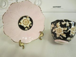 PARAGON H.  M.  THE QUEEN & H.  M.  QUEEN MARY TEA CUP & SAUCER BLACK/SOFT PINK FLORA 3