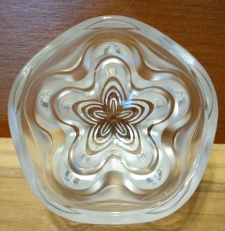 Vintage Lalique Crystal Floral Pattern Art Glass Small Candy Dish Snack Bowl