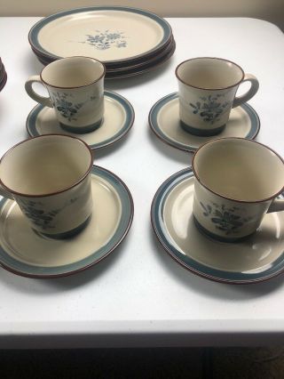 Noritake Stoneware 8344 PLEASURE 17 Piece Set Cups Saucers Plates Bowls 3