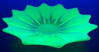 Fostoria Heirloom Vaseline Canary Opalescent Art Glass Shallow 9 3/4 " Float Bowl